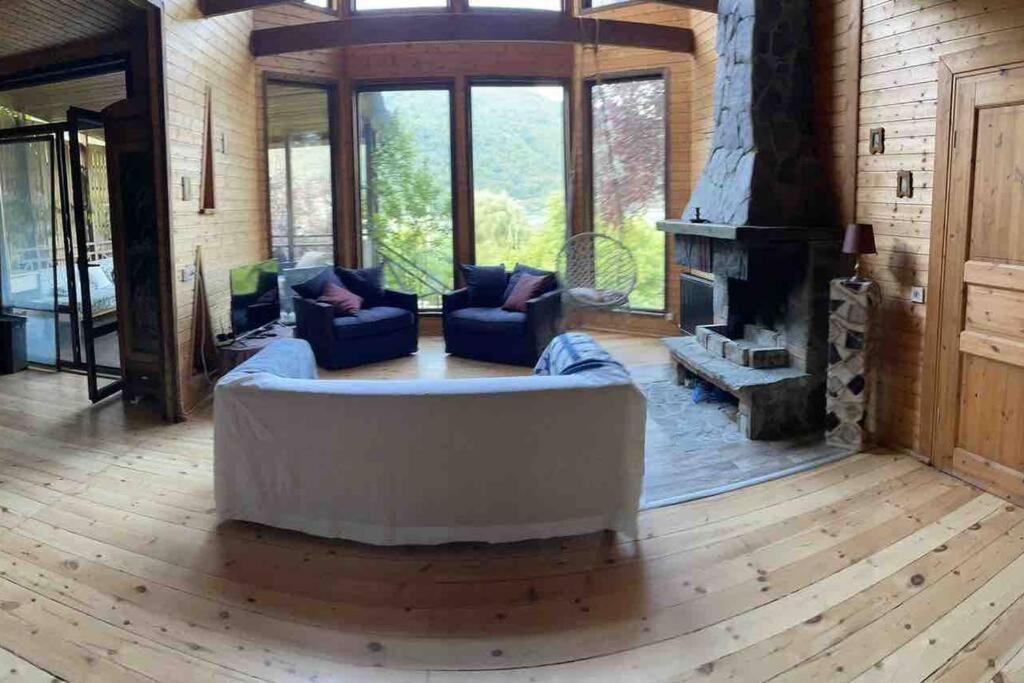 ❆Cozy, 4 Br. Villa In Ananuri❆ 외부 사진